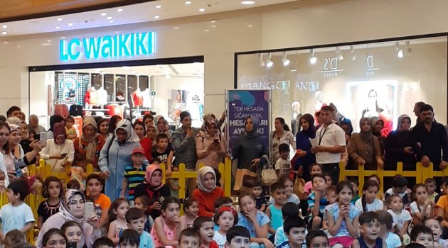 Niloya Kahramanmaraş Piazza'da