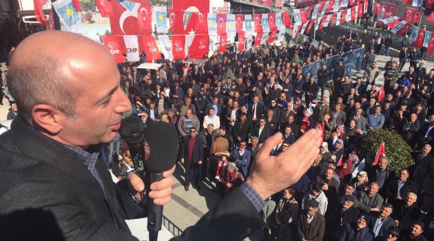 Öztunç: “Lafa Gelince Gönül Derseniz, Milletin Tepesine Kül Yağdırırsınız!”