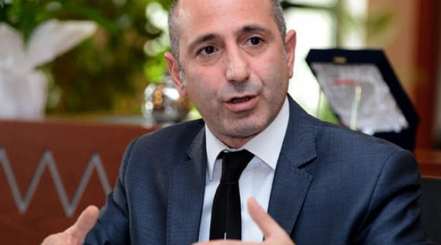 ÖZTUNÇ’TAN ZOR SORU; NEDEN GENÇLERİMİZİ KANDIRIYORSUNUZ?