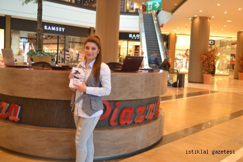 PİAZZA KİTAP BIRAKTI, KAHRAMANMARAŞLILAR OKUDU