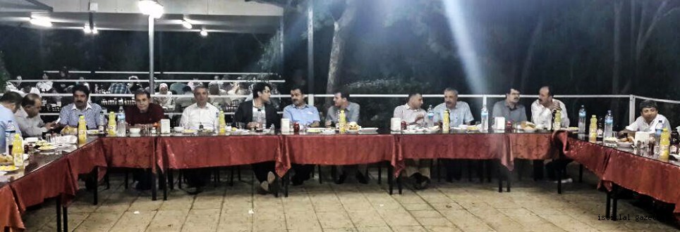 SAĞLIK MÜDÜRLÜĞÜ ÇALIŞANLARI İFTAR YEMEĞİNDE BİRARAYA GELDİ