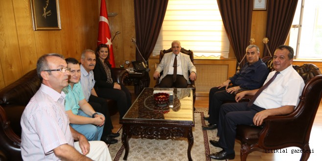 SESSİZLER (İŞİTME ENGELLİLER) DERNEĞİ YÖNETİM KURULU VALİ GÜVENÇER’İ MAKAMINDA ZİYARET ETTİ