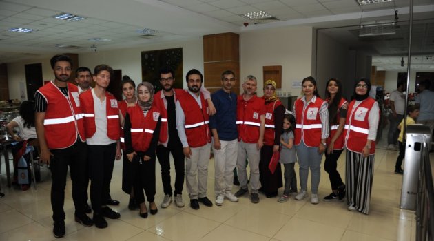 TÜRK KIZILAY’I ÜNİVERSİTELİLERİ İFTARDA BULUŞTURDU