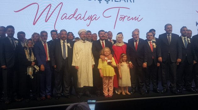 TÜRK KIZILAYI’NDAN SANKO’YA PLATİN MADALYA