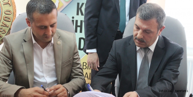 Vakıf Bank/Ziraat Odası ile Protokol imzaladı.VAKIF BANK ÇİFTÇİLERE.Vakıf Bank merkez müdürü Abdülbari SAYIR DİYORKİ:BİZ HALDEN ANLAYAN BANKAYIZ...