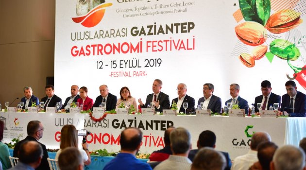 Vali Gül, “GastroAntep ile şehir dünya vitrinine çıkacak”