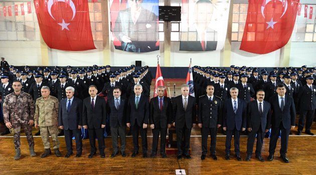 Vali Gül, “Türk Polisi, Cumhuriyetimizin en köklü teşkilatlarından biri”