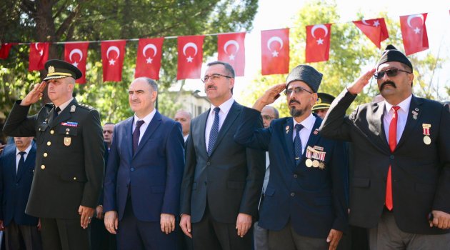 “Vatan Size Minnettar”